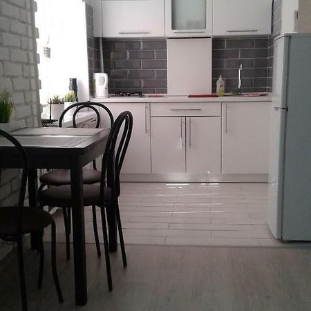 1 Ком. Кв Студио В Центре Запорожья Zaporizhia Dış mekan fotoğraf